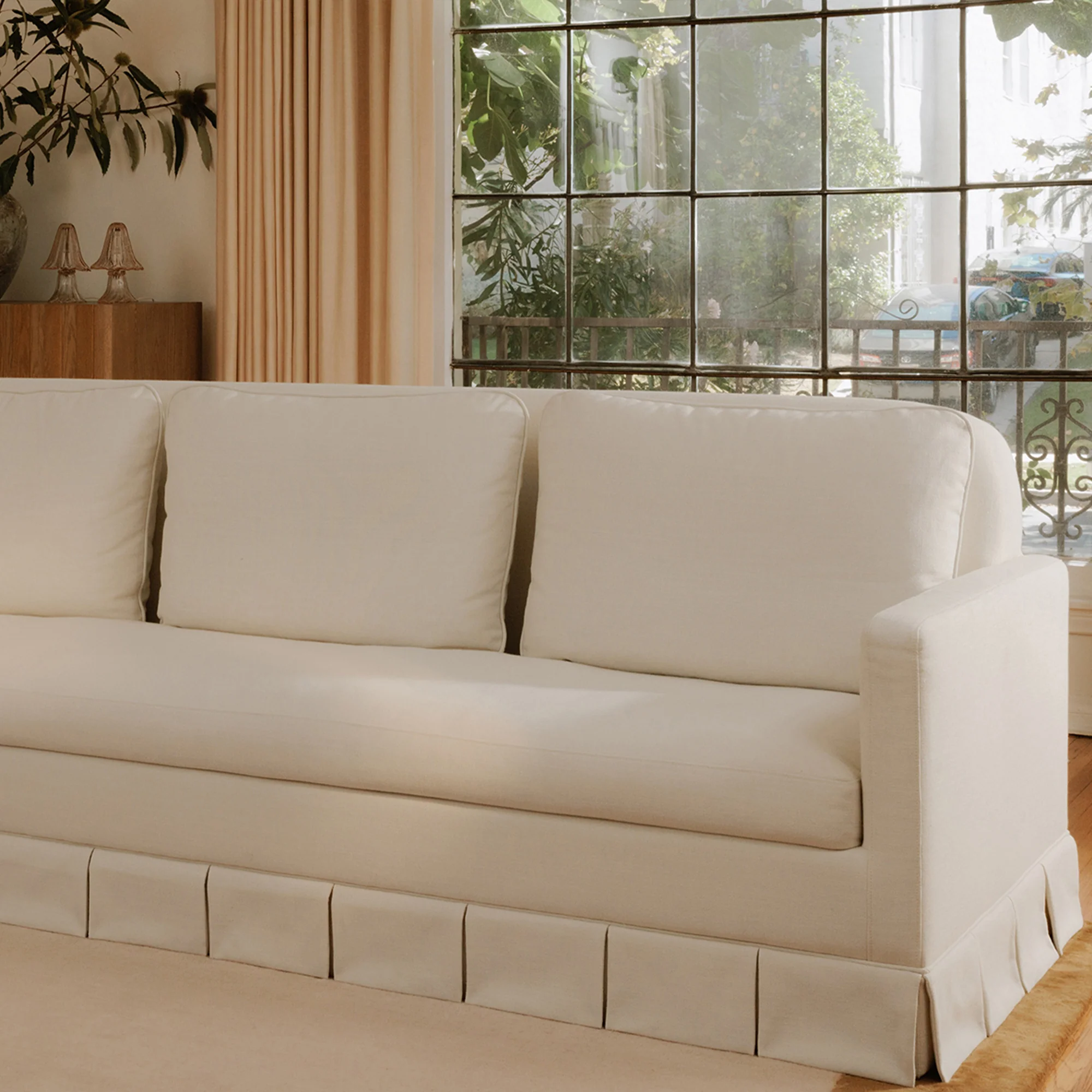 Maya Sofa - Forom